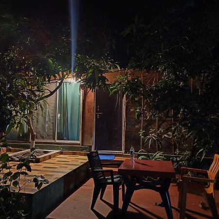 Lotus Riya Home Stay ハンピ エクステリア 写真