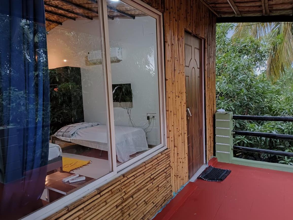 Lotus Riya Home Stay ハンピ エクステリア 写真